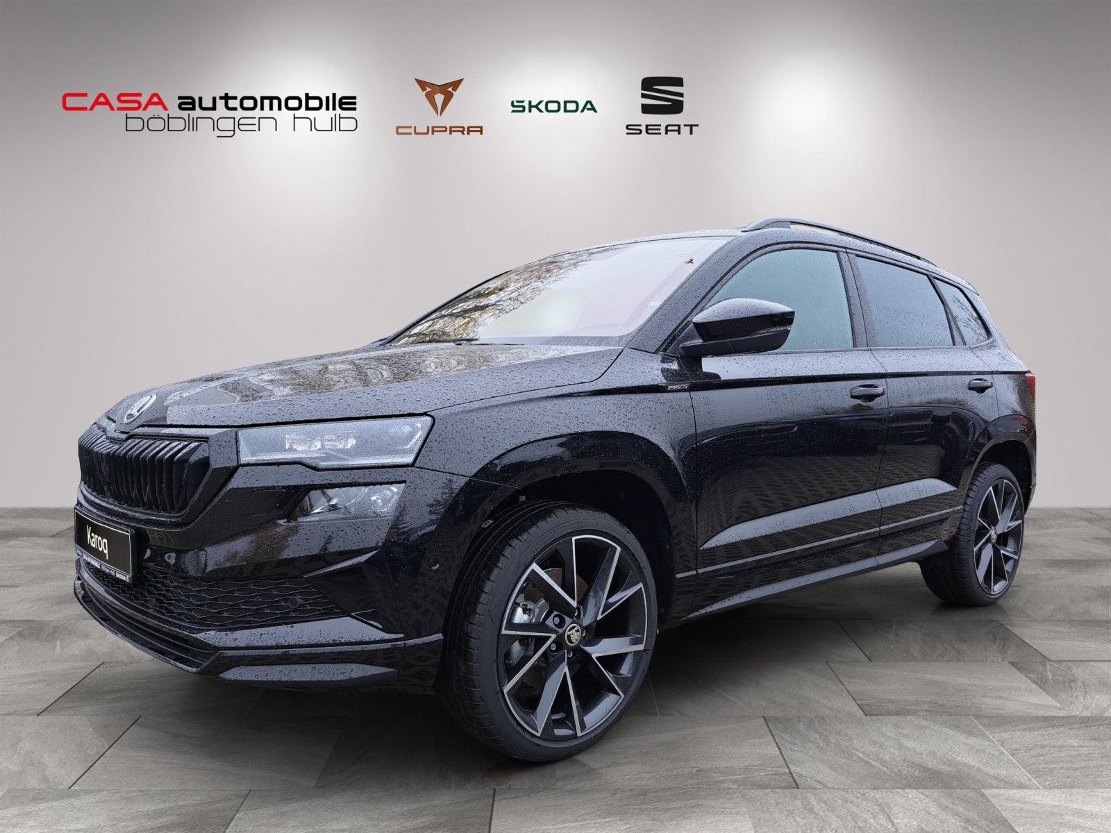 Skoda Karoq Sportline 1.5 TSI DSG AHK Standheizung LED